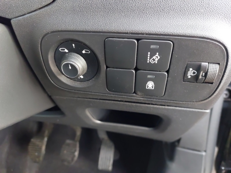 Used Citroen C3 2018 for sale - 76947603: Photo 12