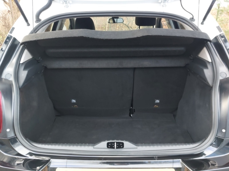 Used Citroen C3 2018 for sale - 76947603: Photo 8