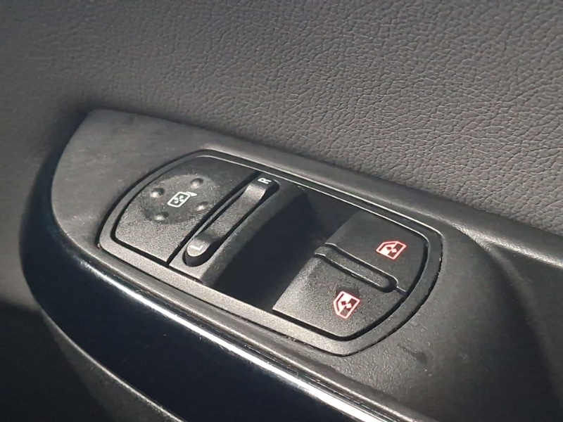 Used Vauxhall Corsa 2018 for sale - 78135311: Photo 18