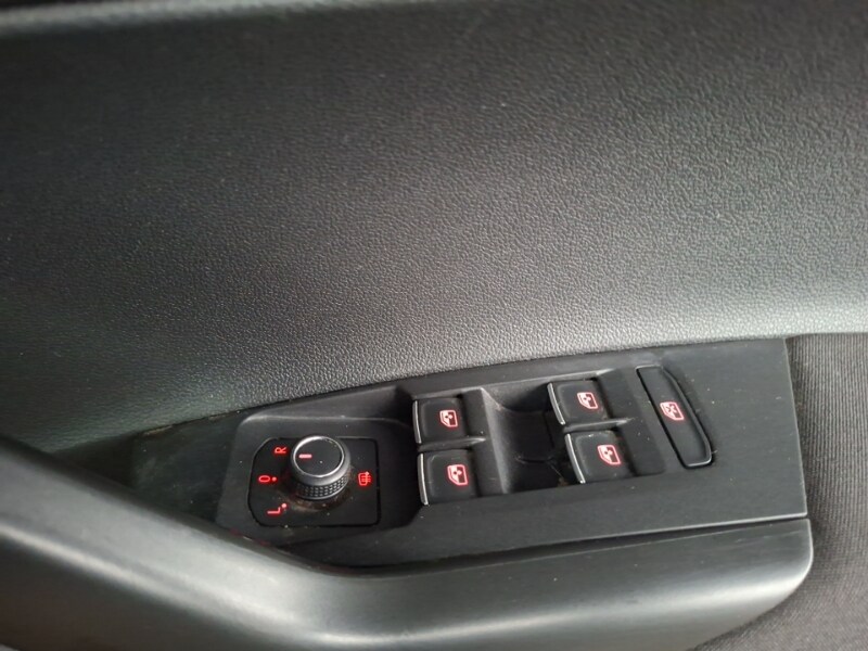 Used Volkswagen Polo 2018 for sale - 77922016: Photo 11