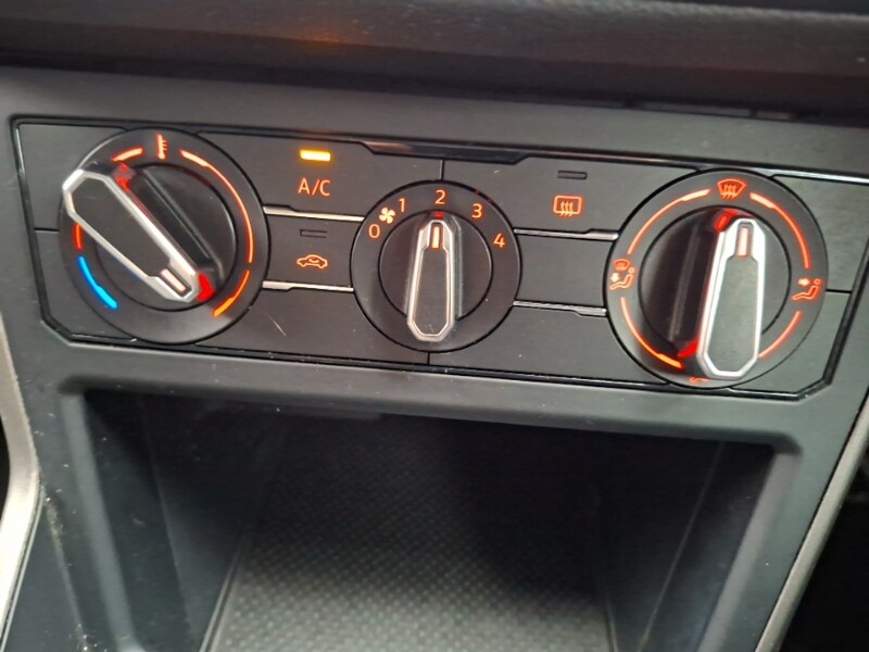 Used Volkswagen Polo 2018 for sale - 77922016: Photo 14