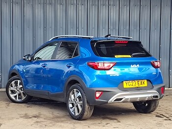 Used Kia Stonic 2023 for sale - 78283268: Photo