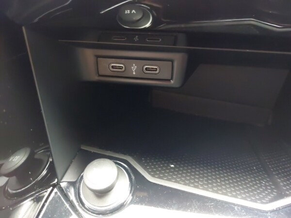 Used Volkswagen T-Roc 2022 for sale - 76120881: Photo 15