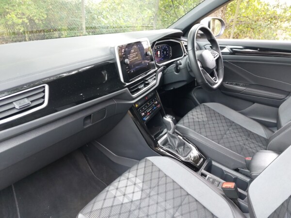 Used Volkswagen T-Roc 2022 for sale - 76120881: Photo 5