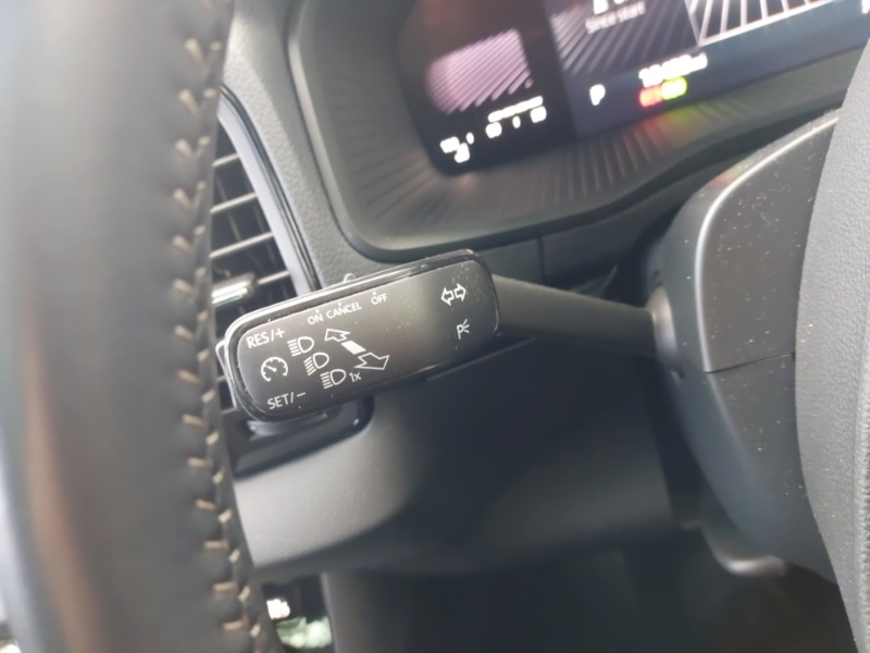 Used Skoda Karoq 2023 for sale - 76511470: Photo 13