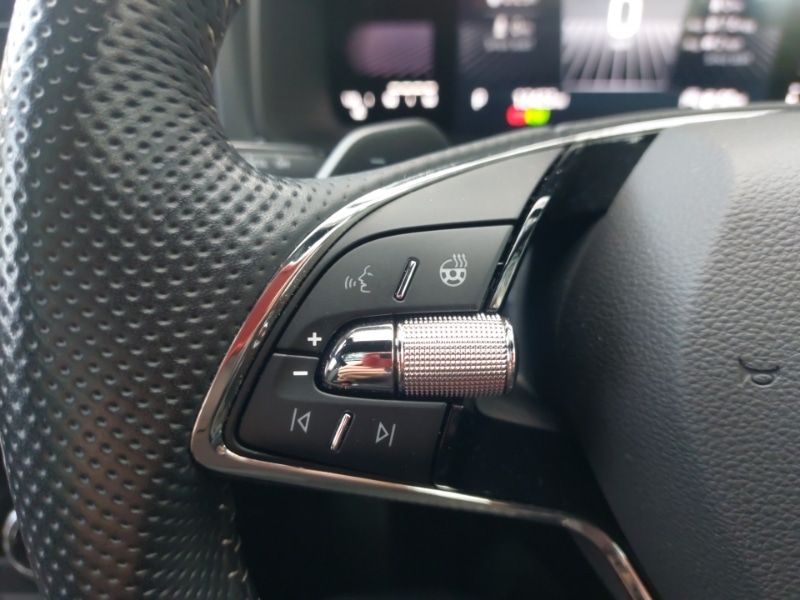 Used Skoda Karoq 2023 for sale - 76511470: Photo 18