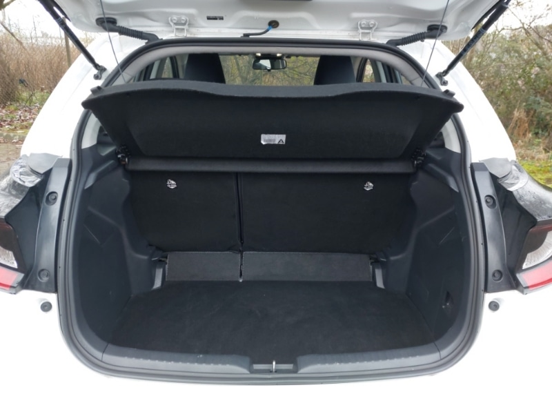 Used Mazda Mazda2 HYBRID 2024 for sale - 76721622: Photo 8