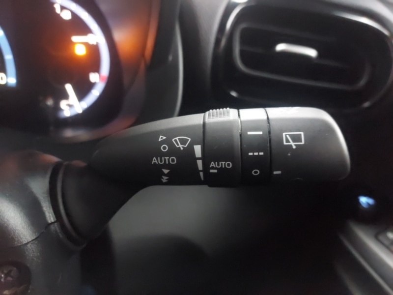 Used Toyota Yaris Cross 2022 for sale - 76450800: Photo 13