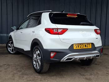 Used Kia Stonic 2023 for sale - 79829552: Photo