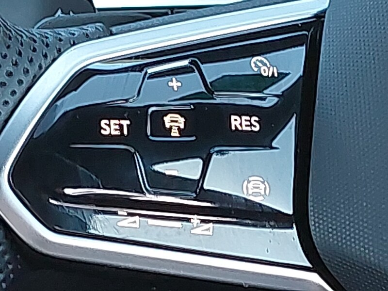 Used Volkswagen T-Roc 2023 for sale - 77183762: Photo 10