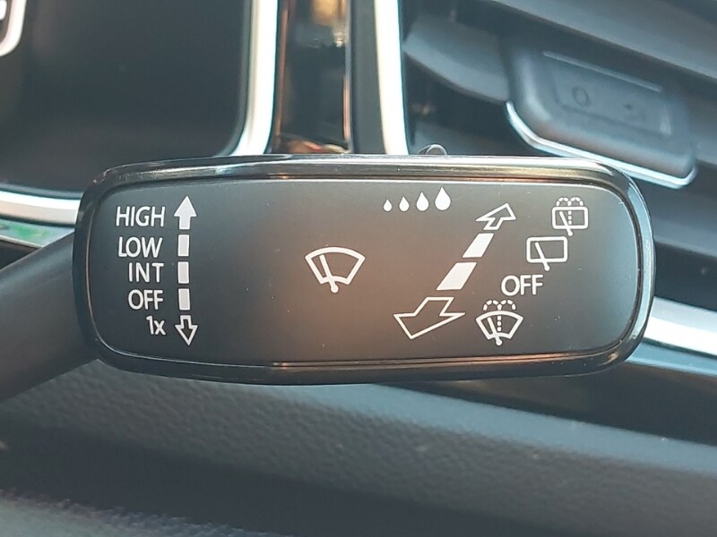 Used Volkswagen T-Roc 2023 for sale - 77183762: Photo 12