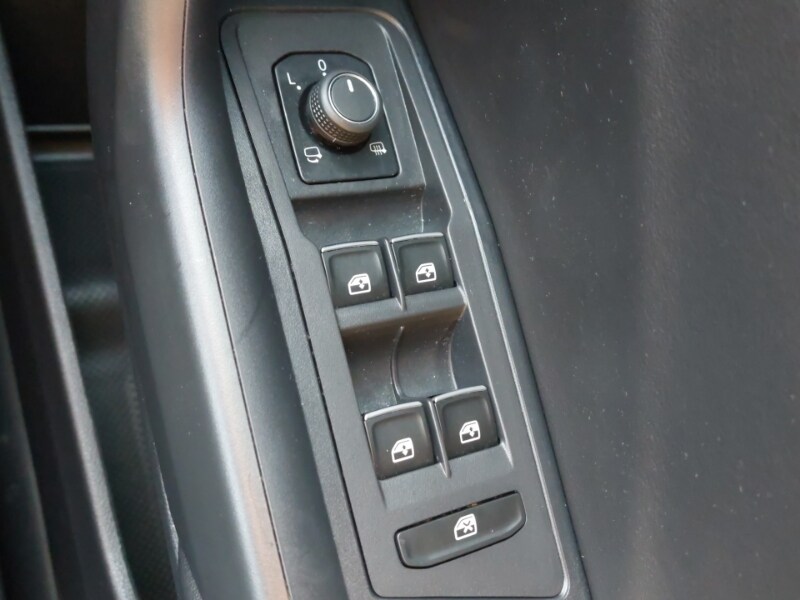 Used Volkswagen T-Roc 2023 for sale - 77183762: Photo 15