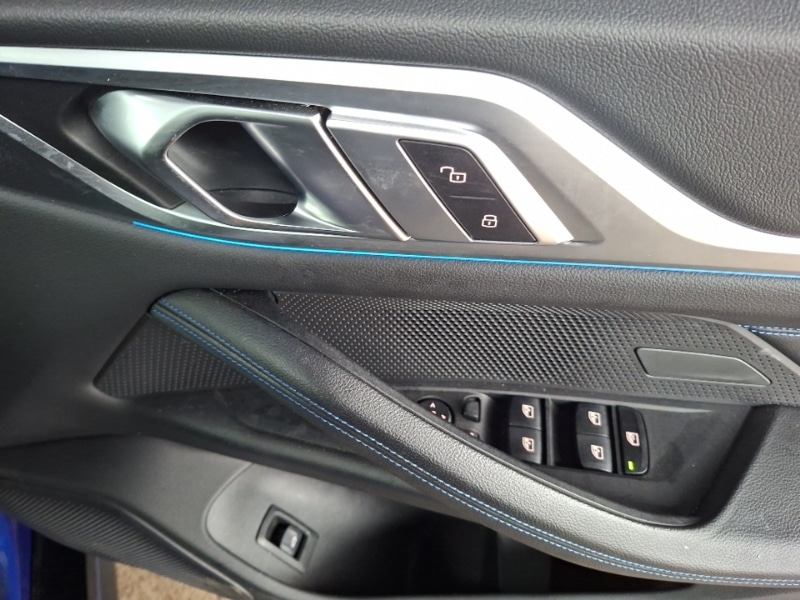 Used BMW i4 2022 for sale - 78079529: Photo 11