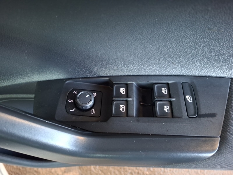 Used Volkswagen Polo 2023 for sale - 77265084: Photo 11