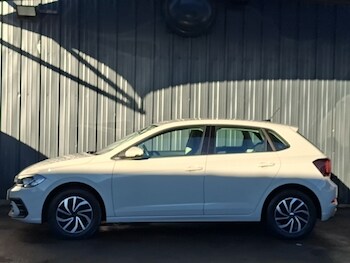 Used Volkswagen Polo 2023 for sale - 77265084: Photo