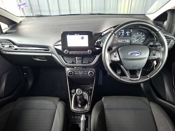 Used Ford Fiesta 2018 for sale - 79092230: Photo