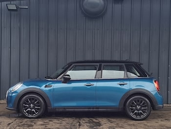 Used MINI Hatch 2023 for sale - 79087161: Photo