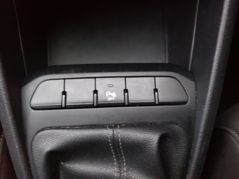 Used Kia Stonic 2022 for sale - 76707818: Photo 13