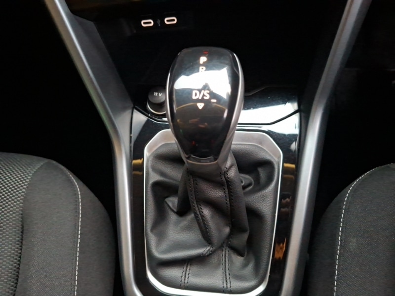 Used Volkswagen T-Roc 2022 for sale - 77284335: Photo 13