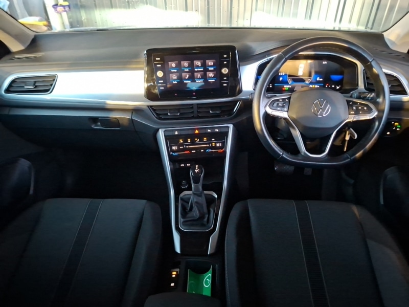 Used Volkswagen T-Roc 2022 for sale - 77284335: Photo 2