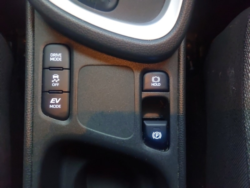 Used Toyota Yaris Cross 2022 for sale - 76289236: Photo 12