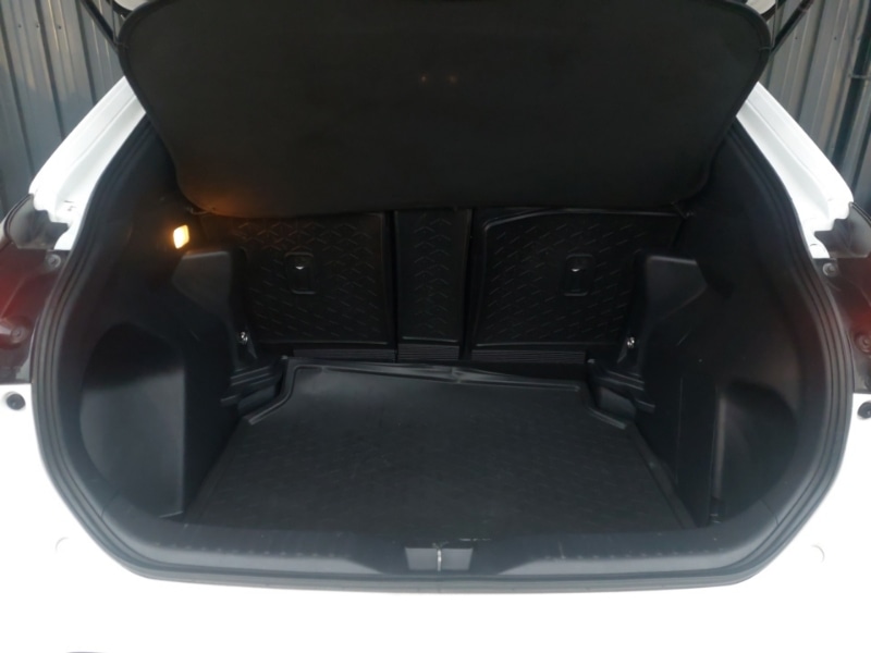 Used Toyota Yaris Cross 2022 for sale - 76289236: Photo 8