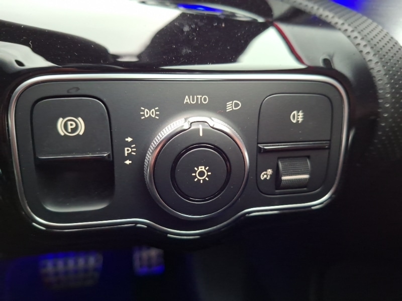 Used Mercedes-Benz A-Class 2019 for sale - 77337980: Photo 12