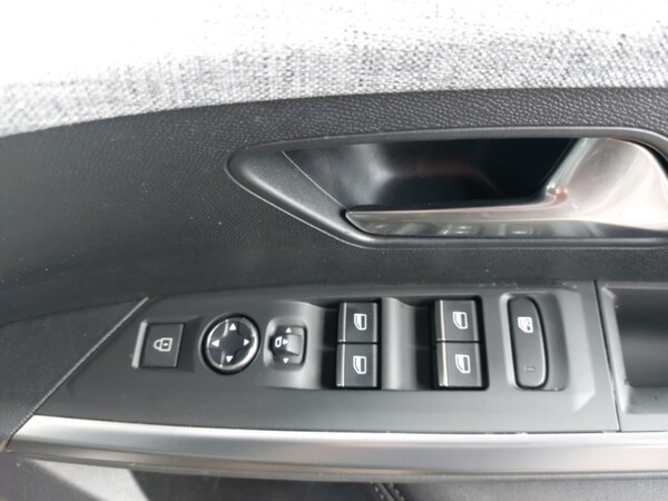 Used Peugeot 3008 2024 for sale - 75058897: Photo 12