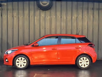 Used Hyundai i20 2018 for sale - 77442991: Photo