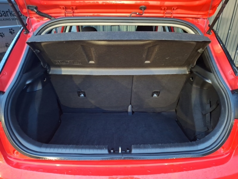 Used Hyundai i20 2018 for sale - 77442991: Photo 8