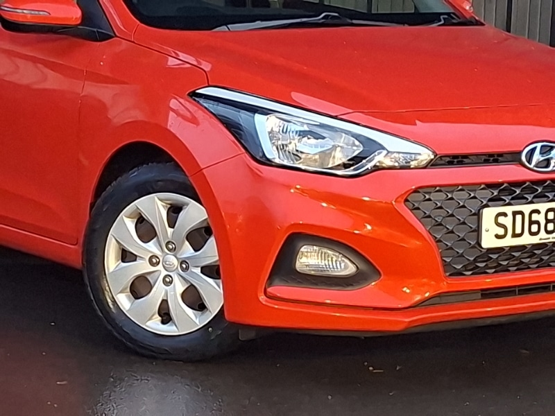 Used Hyundai i20 2018 for sale - 77442991: Photo 9