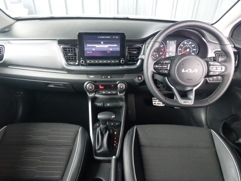 Used Kia Stonic 2023 for sale - 76150616: Photo 2