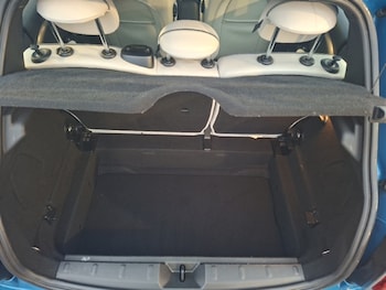 Used MINI Hatch 2022 for sale - 77329604: Photo