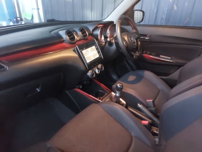 Used Suzuki Swift 2021 for sale - 76543186: Photo 5