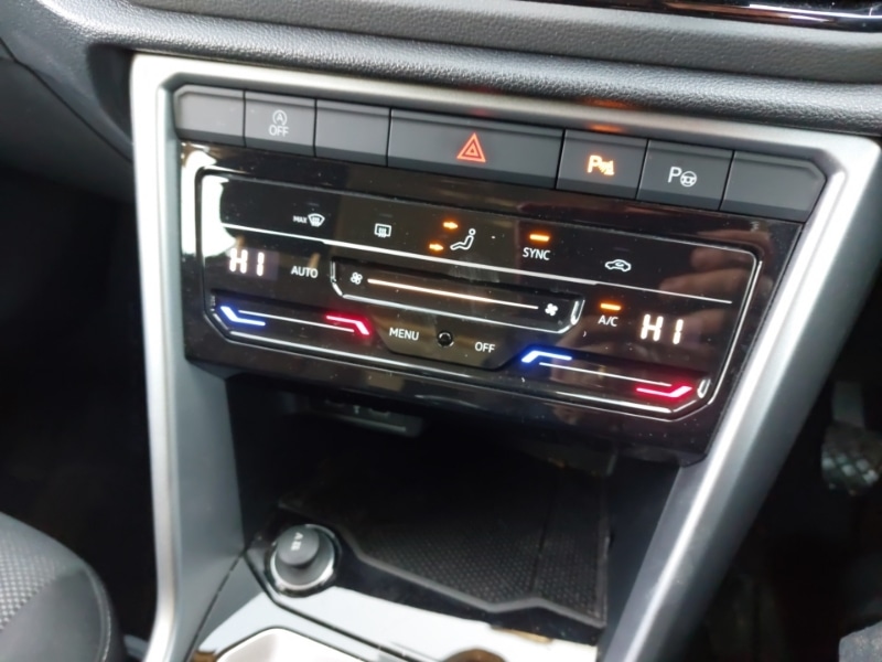 Used Volkswagen T-Roc 2022 for sale - 77213905: Photo 13