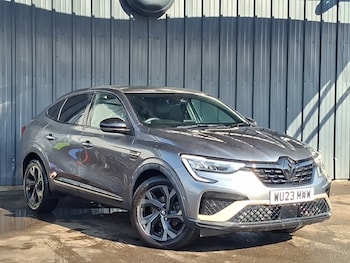 Used Renault Arkana 2023 for sale - 79525536: Photo