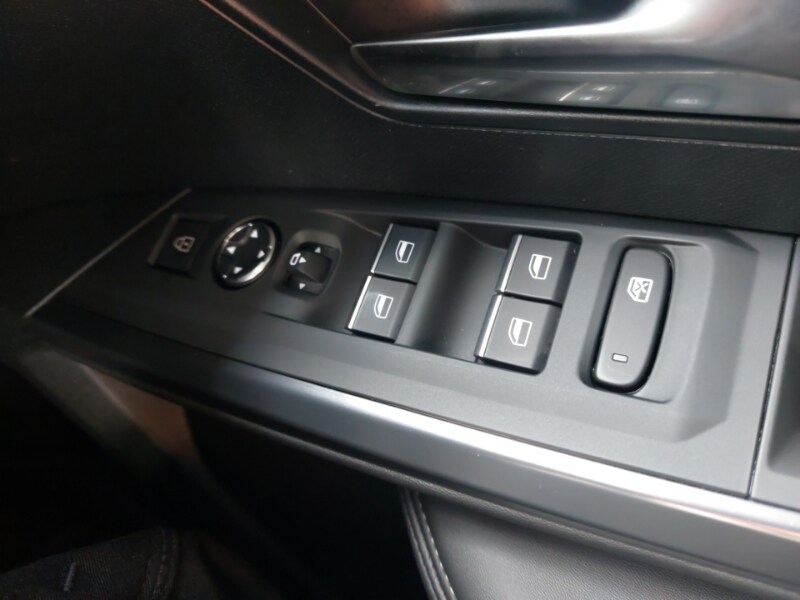 Used Peugeot 3008 2024 for sale - 77580012: Photo 14