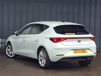 Used SEAT Leon 2021 for sale - 77708012: Photo