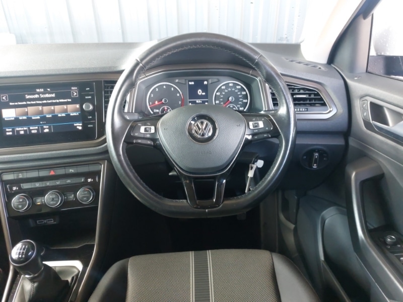 Used Volkswagen T-Roc 2019 for sale - 76054883: Photo 7