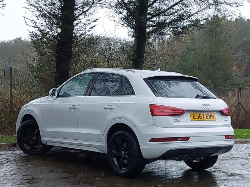 Used Audi Q3 2017 for sale - 76754945: Photo 3