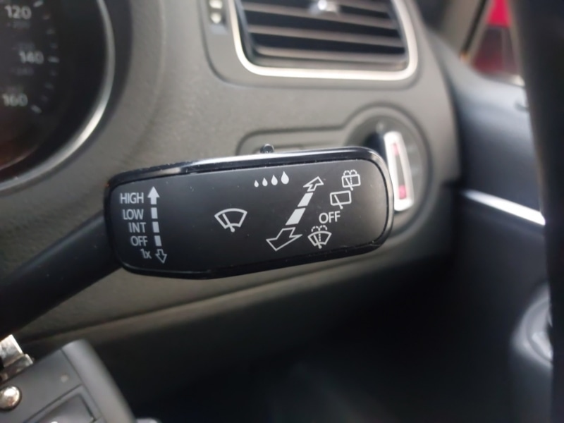 Used Volkswagen Polo 2017 for sale - 76511469: Photo 14