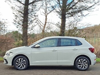 Used Volkswagen Polo 2023 for sale - 77273109: Photo