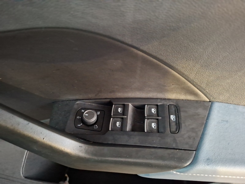 Used Volkswagen T-Cross 2024 for sale - 77299556: Photo 11