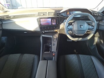 Used Peugeot 408 2024 for sale - 77352439: Photo