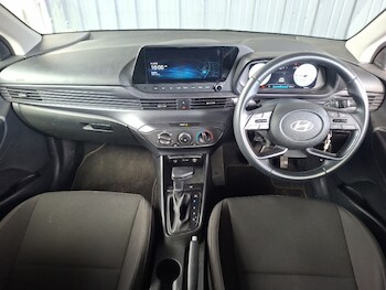 Used Hyundai i20 2024 for sale - 77947557: Photo
