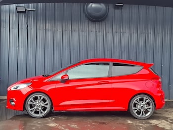 Used Ford Fiesta 2018 for sale - 77889449: Photo