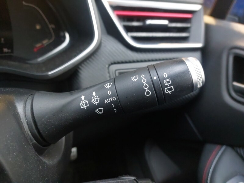 Used Renault Clio 2020 for sale - 76556083: Photo 16