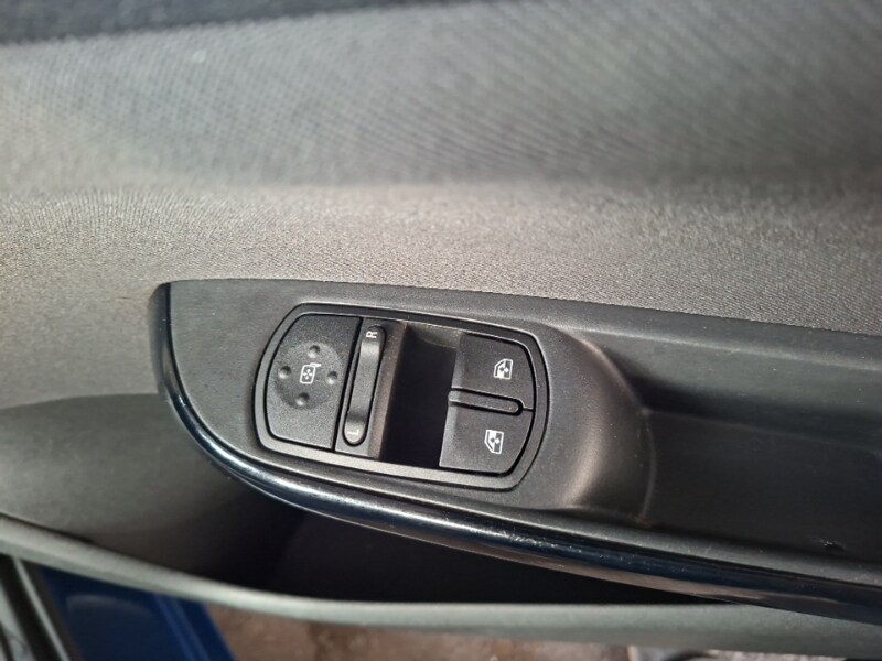 Used Vauxhall Corsa 2018 for sale - 78213977: Photo 11