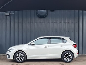 Used Volkswagen Polo 2023 for sale - 78151191: Photo