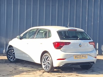 Used Volkswagen Polo 2023 for sale - 77644185: Photo
